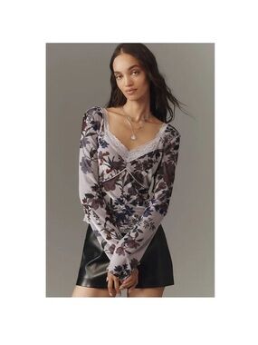 Anthropologie - Lavender Floral Velvet Lace-Trim Long Sleeve Top